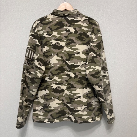 Colosseum LSU Camo Quarter-Zip, L - Picture 5 of 6